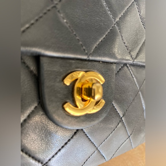 CHANEL Single Classic Flap Matelasse Bag 24k gold - Picture 3 of 4